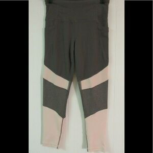 Athleta yoga pants gray & pink sz small